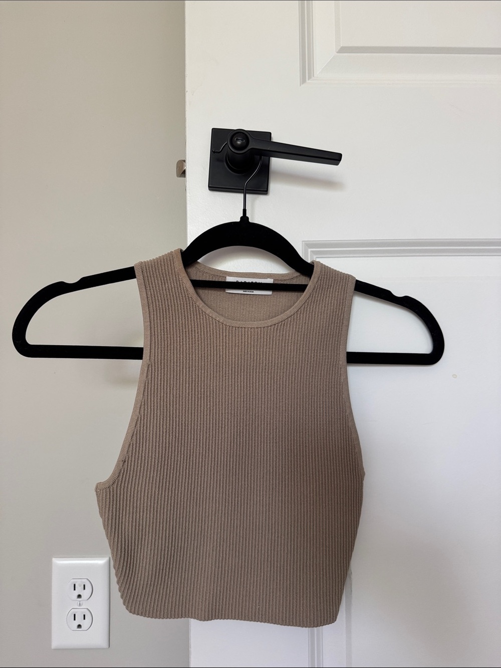 Aritzia Babaton Tank